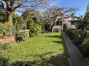 Photo 3- click for photo gallery